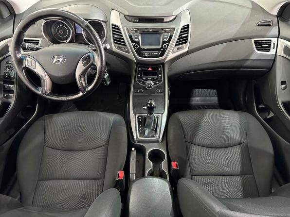 Hyundai Elantra V (MD) Рестайлинг с пробегом 2014 года, цена 1 050 000 рублей, 168981 км, седан, Автокод Объявления