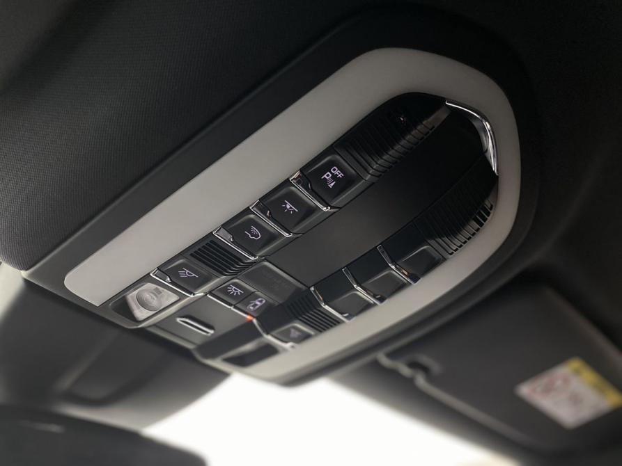 Porsche Macan I Рестайлинг Ростов-на-Дону  - изображение 25