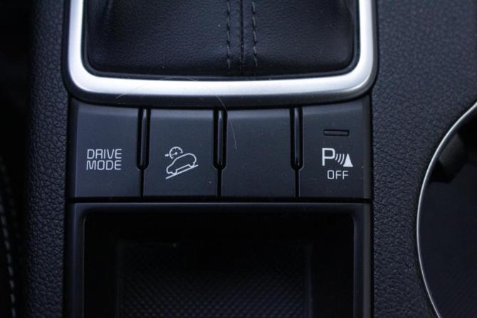 Kia Sportage IV Рестайлинг с пробегом 2019 года, цена 2 449 000 рублей, 54418 км, внедорожник, Автокод Объявления