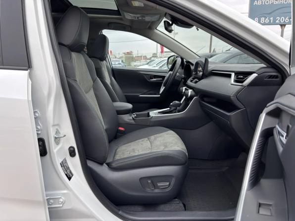 Toyota RAV4 V (XA50) с пробегом 2024 года, цена 3 499 900 рублей, 14445 км, внедорожник, Автокод Объявления