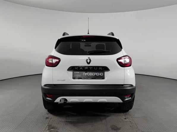 Renault Kaptur I с пробегом 2018 года, цена 1 030 000 рублей, 141255 км, внедорожник, Автокод Объявления