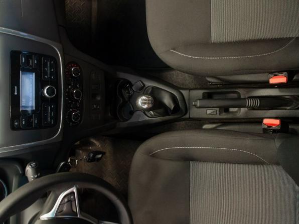 Renault Sandero II Рестайлинг с пробегом 2019 года, цена 1 245 000 рублей, 102080 км, хэтчбек, Автокод Объявления