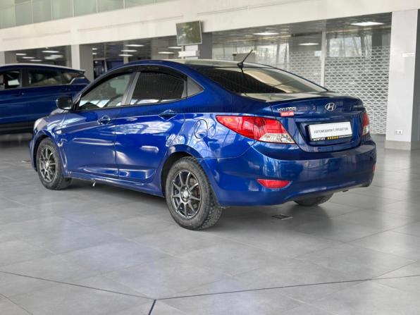 Hyundai Solaris I с пробегом 2013 года, цена 679 000 рублей, 250000 км, седан, Автокод Объявления