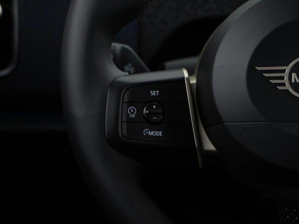 Mini Countryman III с пробегом 2024 года, цена 5 898 999 рублей, 1641 км, внедорожник, Автокод Объявления