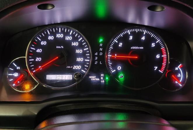 Toyota Land Cruiser Prado 120 Series Рестайлинг с пробегом 2008 года, цена 1 780 000 рублей, 308350 км, внедорожник, Автокод Объявления