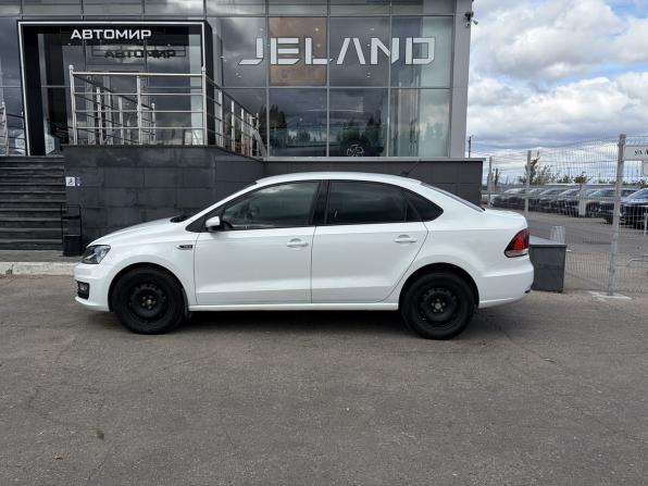 Volkswagen Polo V Рестайлинг с пробегом 2018 года, цена 1 490 000 рублей, 99250 км, седан, Автокод Объявления