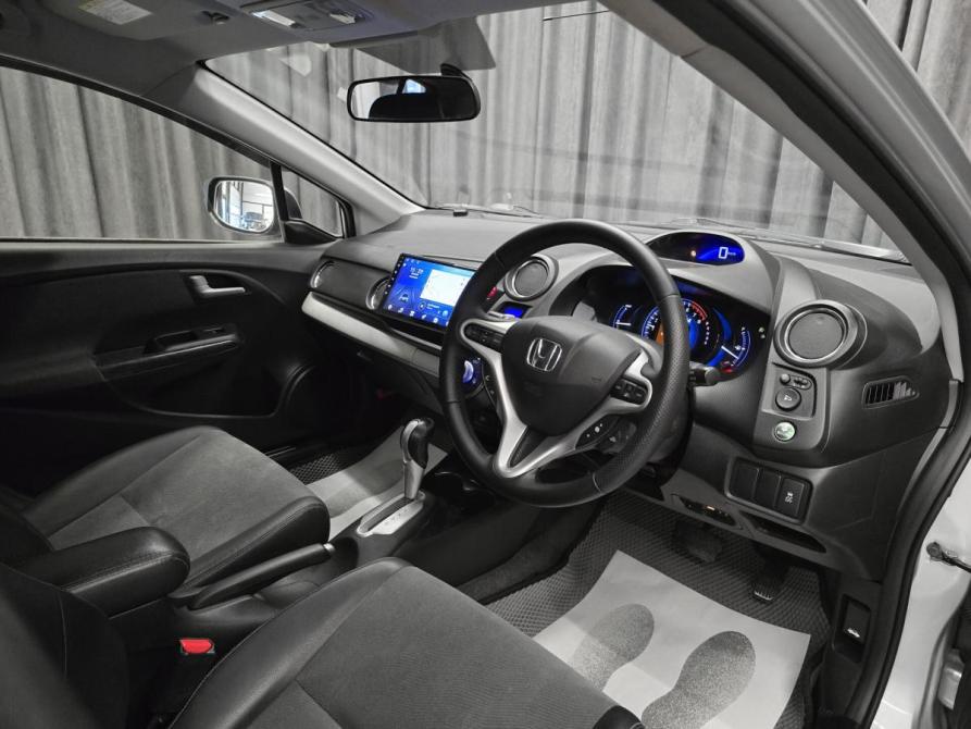 Honda Insight II Рестайлинг Красноярск  - изображение 11