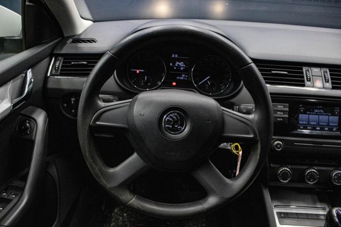 Skoda Octavia III (A7) с пробегом 2014 года, цена 999 000 рублей, 237087 км, лифтбек, Автокод Объявления