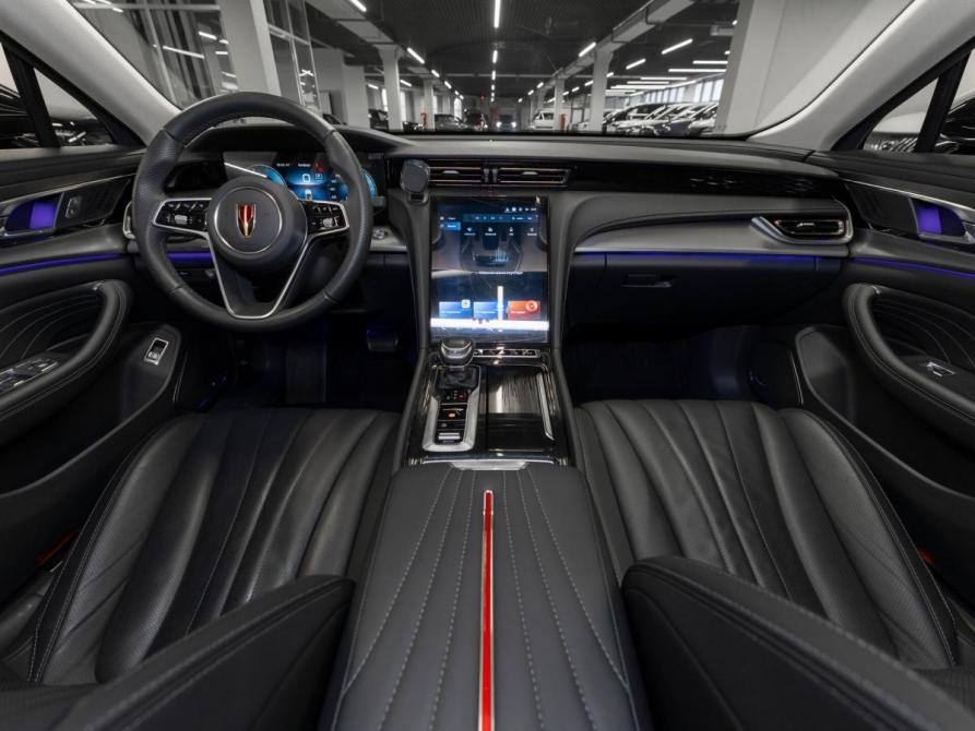 Hongqi H5 II Москва  - изображение 8
