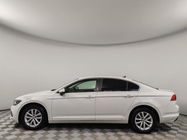 Volkswagen Passat B8 Рестайлинг с пробегом 2020 года, цена 2 175 000 рублей, 102917 км, седан, Автокод Объявления