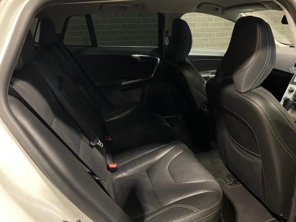 Volvo V60 I с пробегом 2012 года, цена 1 210 000 рублей, 138823 км, универсал, Автокод Объявления