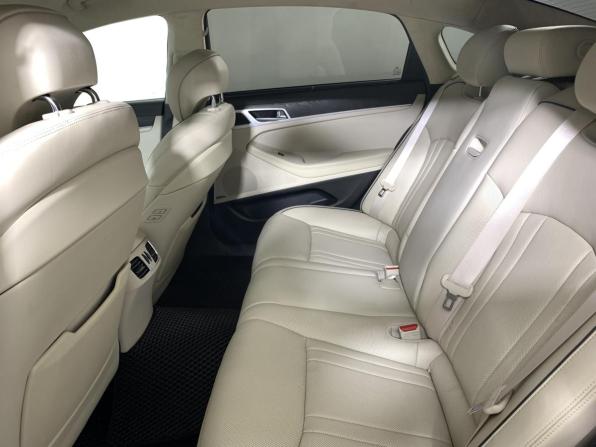 Hyundai Genesis II с пробегом 2015 года, цена 1 425 000 рублей, 188594 км, седан, Автокод Объявления