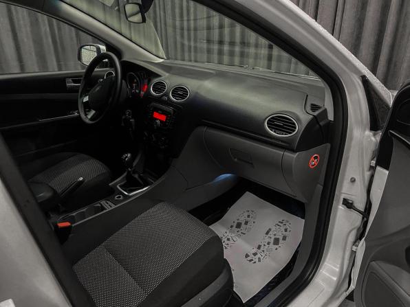 Ford Focus II Рестайлинг с пробегом 2011 года, цена 660 000 рублей, 259000 км, хэтчбек, Автокод Объявления