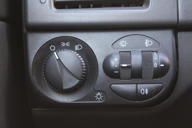Lada (ВАЗ) Priora I с пробегом 2012 года, цена 305 000 рублей, 140000 км, седан, Автокод Объявления