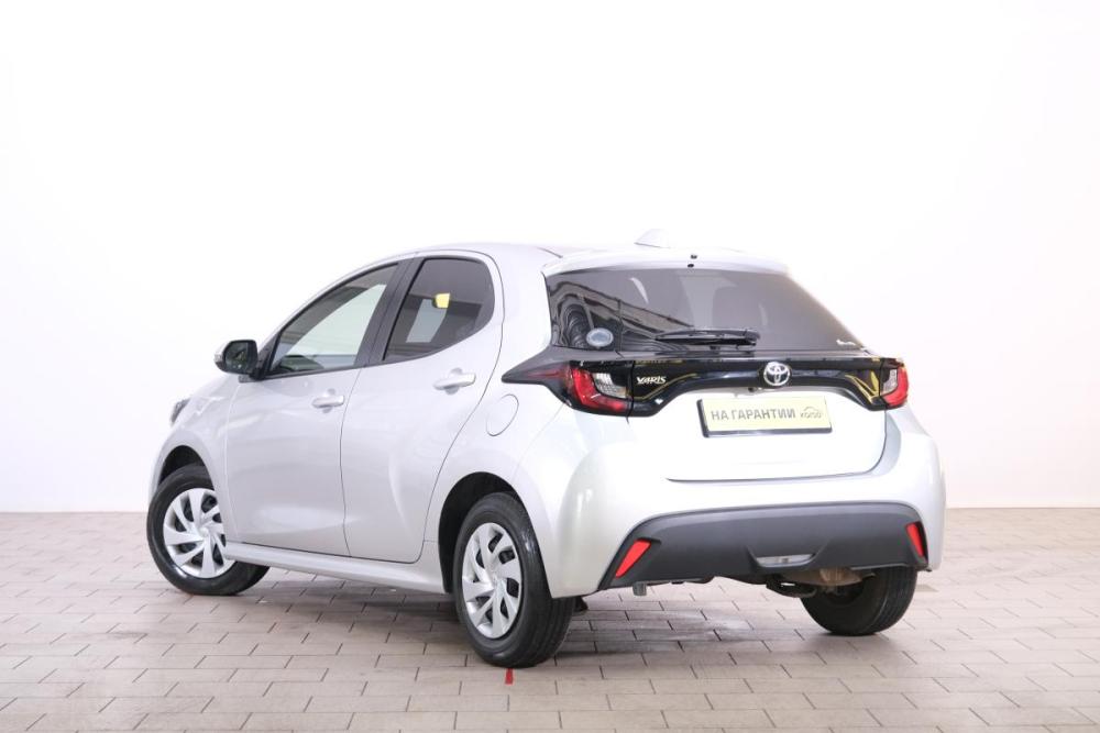 Toyota Yaris IV Омск  - изображение 5