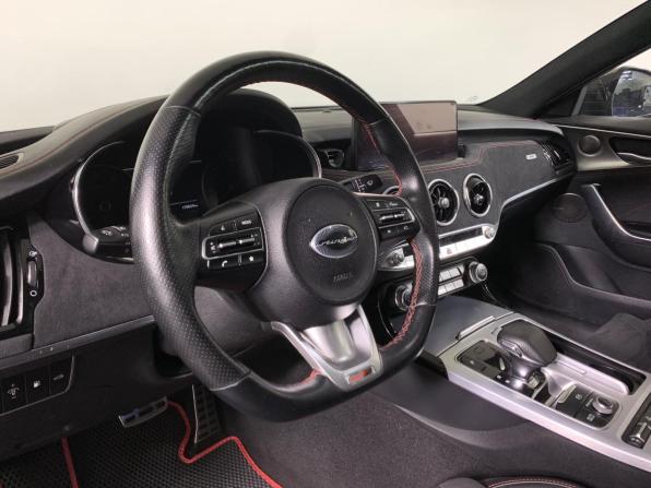 Kia Stinger I Рестайлинг с пробегом 2021 года, цена 2 619 000 рублей, 159652 км, лифтбек, Автокод Объявления