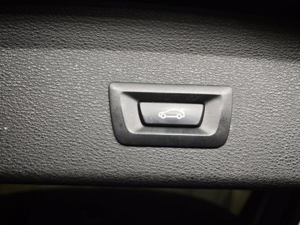 BMW X1 II (F48) Рестайлинг с пробегом 2020 года, цена 2 500 000 рублей, 72795 км, внедорожник, Автокод Объявления