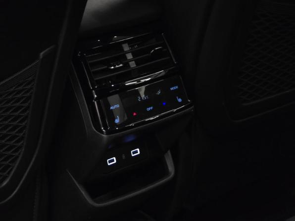 Geely Monjaro I Рестайлинг с пробегом 2024 года, цена 3 699 000 рублей, 13070 км, внедорожник, Автокод Объявления