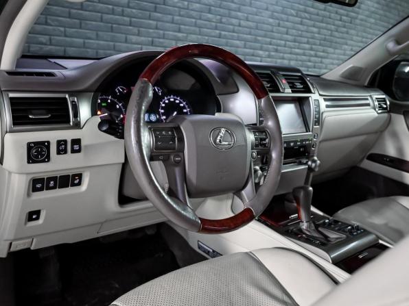 Lexus GX II с пробегом 2010 года, цена 3 150 000 рублей, 180374 км, внедорожник, Автокод Объявления