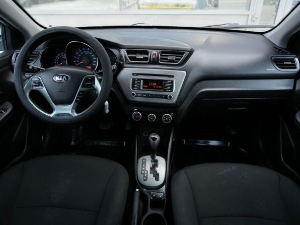 Kia Rio III Рестайлинг с пробегом 2017 года, цена 565 000 рублей, 180042 км, седан, Автокод Объявления