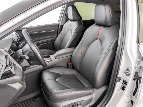 Toyota Camry VIII (XV70) Рестайлинг с пробегом 2022 года, цена 3 485 000 рублей, 44765 км, седан, Автокод Объявления