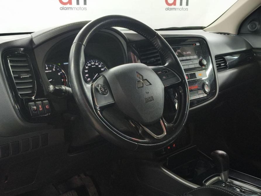 Mitsubishi Outlander III Рестайлинг 3 Санкт-Петербург  - изображение 10