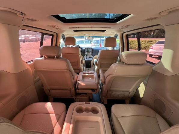 Hyundai Grand Starex I с пробегом 2008 года, цена 1 050 000 рублей, 271661 км, минивэн, Автокод Объявления
