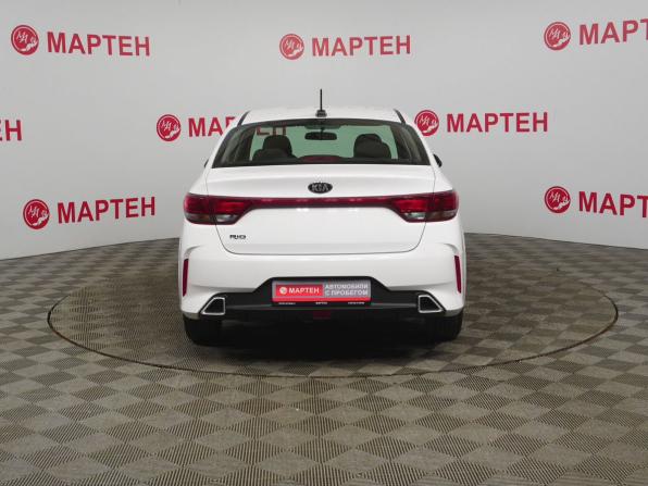 Kia Rio IV Рестайлинг с пробегом 2021 года, цена 1 305 000 рублей, 69963 км, седан, Автокод Объявления