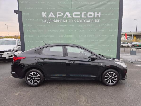 Hyundai Solaris II Рестайлинг с пробегом 2022 года, цена 1 590 000 рублей, 67211 км, седан, Автокод Объявления