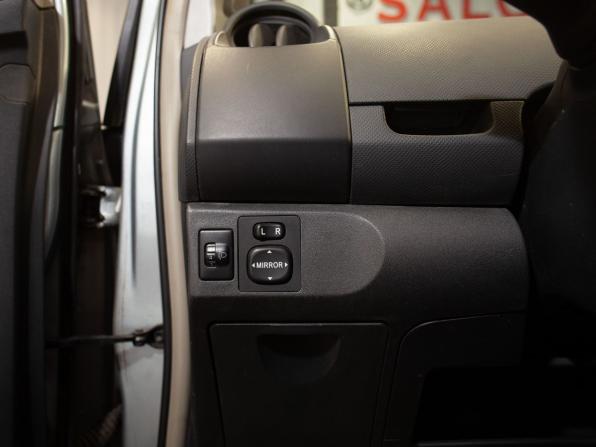 Toyota Yaris II с пробегом 2006 года, цена 450 000 рублей, 306857 км, хэтчбек, Автокод Объявления