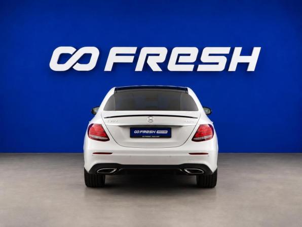 Mercedes-Benz E-Класс V (W213 S213 C238) с пробегом 2017 года, цена 3 347 051 рубль, 108401 км, седан, Автокод Объявления