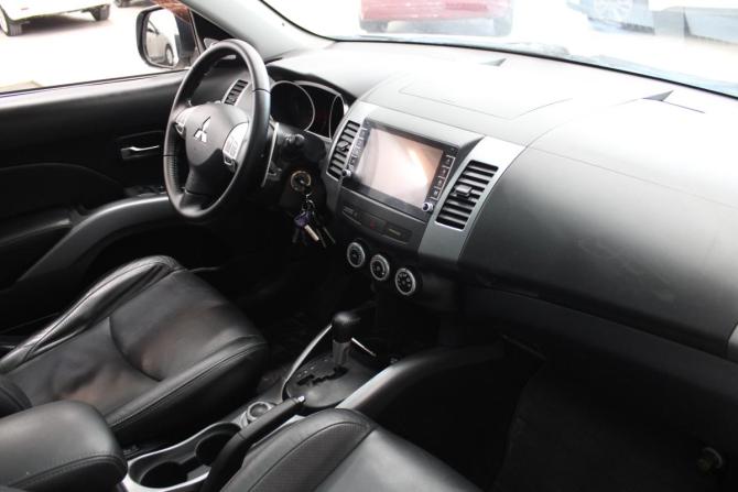 Mitsubishi Outlander II с пробегом 2008 года, цена 1 098 000 рублей, 211000 км, внедорожник, Автокод Объявления