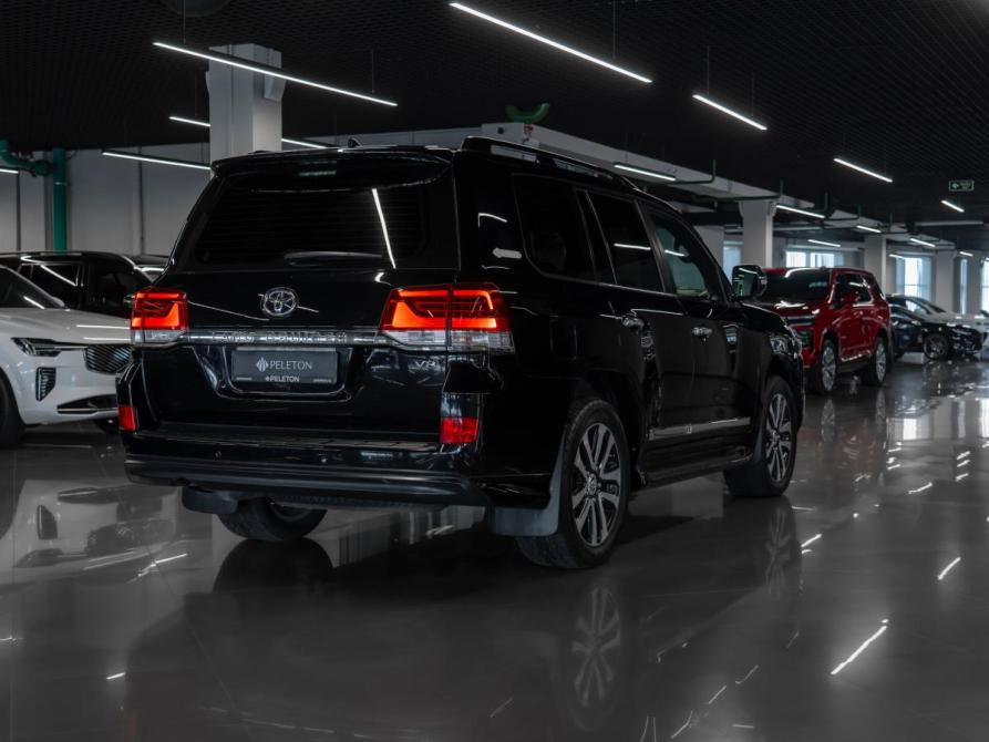 Toyota Land Cruiser 200 Series Рестайлинг 2 Москва  - изображение 5