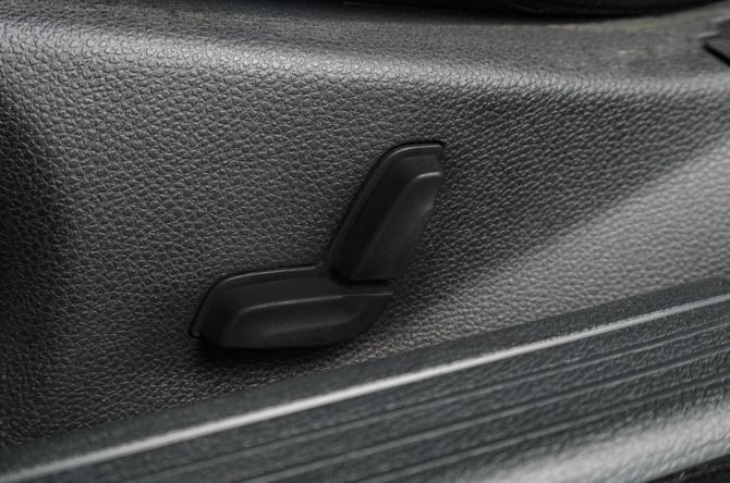 Mercedes-Benz C-Класс III (W204) Рестайлинг с пробегом 2012 года, цена 1 689 000 рублей, 113000 км, седан, Автокод Объявления