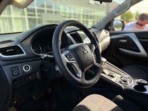 Mitsubishi Pajero Sport III с пробегом 2018 года, цена 2 750 000 рублей, 129609 км, внедорожник, Автокод Объявления