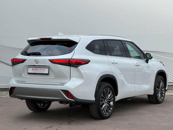 Toyota Highlander IV (XU70) с пробегом 2026 года, цена 5 349 000 рублей, 10 км, внедорожник, Автокод Объявления