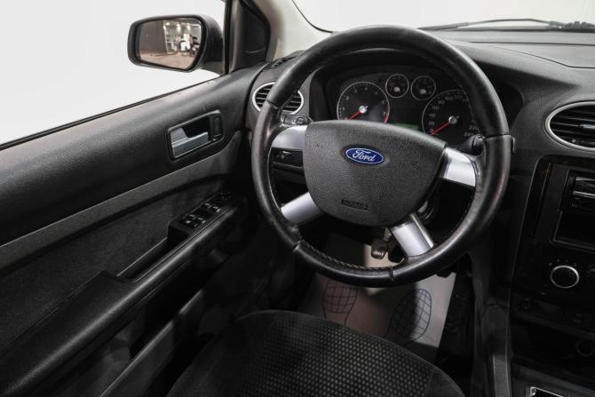 Ford Focus II с пробегом 2006 года, цена 319 000 рублей, 287000 км, седан, Автокод Объявления