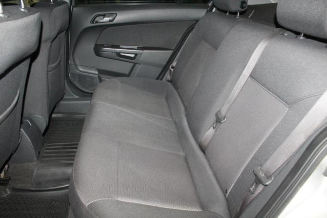 Opel Astra H Рестайлинг с пробегом 2012 года, цена 590 000 рублей, 233528 км, седан, Автокод Объявления