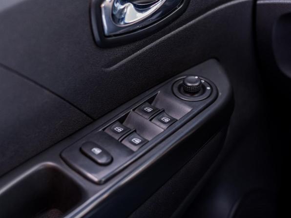 Renault Kaptur I с пробегом 2017 года, цена 1 082 000 рублей, 192760 км, внедорожник, Автокод Объявления