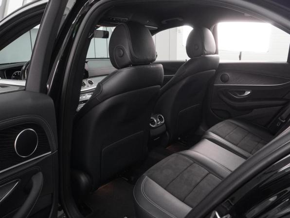 Mercedes-Benz E-Класс V (W213 S213 C238) Рестайлинг с пробегом 2022 года, цена 5 399 000 рублей, 67988 км, седан, Автокод Объявления