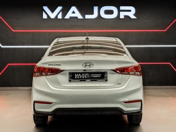 Hyundai Solaris II с пробегом 2017 года, цена 1 380 000 рублей, 76268 км, седан, Автокод Объявления