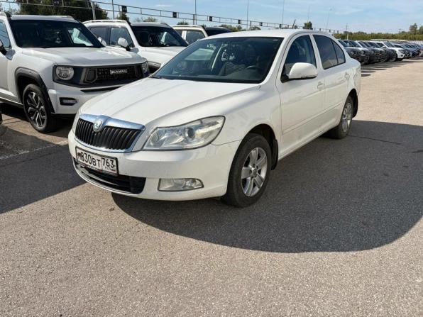 Skoda Octavia II (A5) Рестайлинг с пробегом 2013 года, цена 1 086 000 рублей, 90836 км, лифтбек, Автокод Объявления