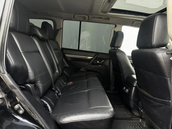Mitsubishi Pajero IV Рестайлинг 1 с пробегом 2011 года, цена 1 890 000 рублей, 414377 км, внедорожник, Автокод Объявления