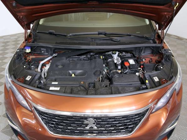 Peugeot 3008 II с пробегом 2017 года, цена 1 650 000 рублей, 160000 км, внедорожник, Автокод Объявления