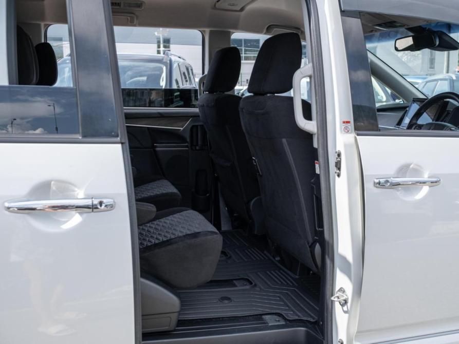 Mitsubishi Delica D:5 I Рестайлинг Сочи  - изображение 13