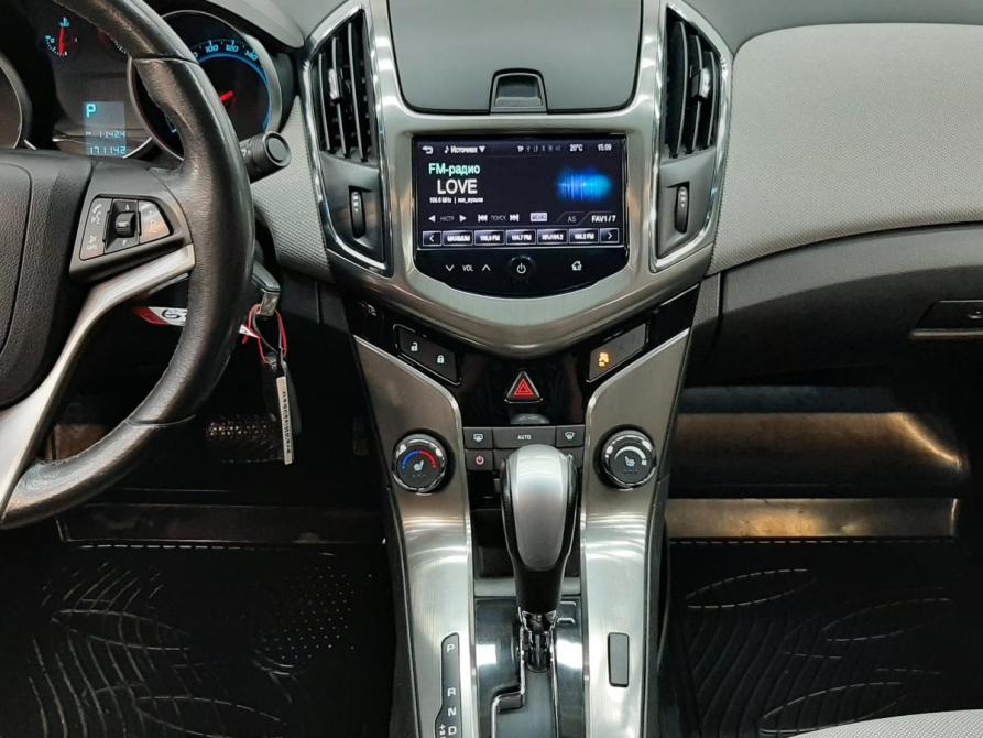 Chevrolet Cruze I Рестайлинг Москва  - изображение 15
