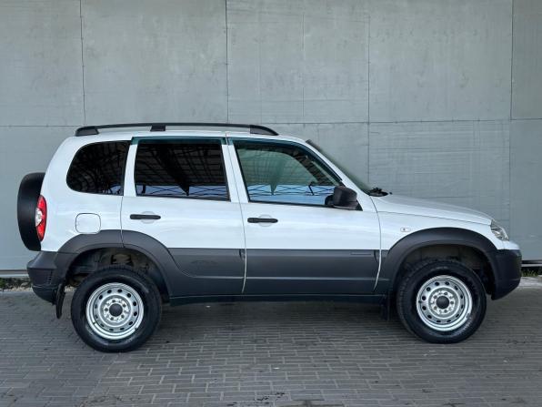 Chevrolet Niva I Рестайлинг с пробегом 2019 года, цена 849 000 рублей, 57303 км, внедорожник, Автокод Объявления