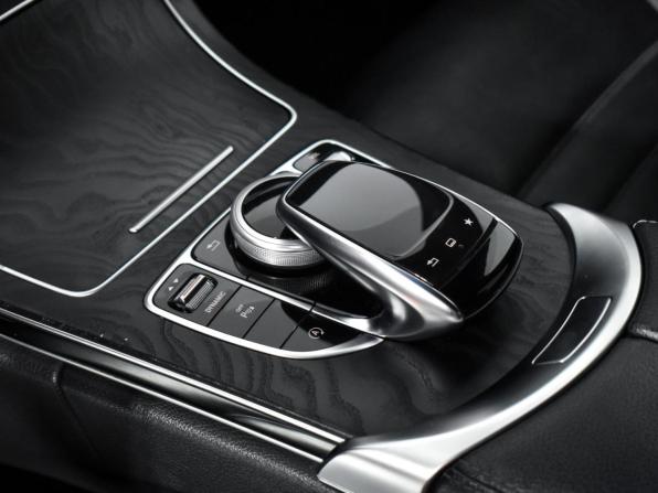 Mercedes-Benz C-Класс IV (W205) с пробегом 2015 года, цена 1 940 000 рублей, 213794 км, седан, Автокод Объявления