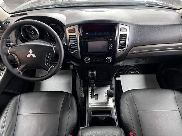 Mitsubishi Pajero IV Рестайлинг 2 с пробегом 2015 года, цена 2 480 000 рублей, 175438 км, внедорожник, Автокод Объявления