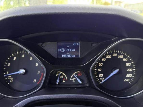 Ford Focus III с пробегом 2013 года, цена 750 000 рублей, 198282 км, седан, Автокод Объявления